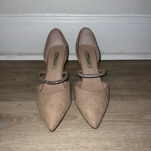 Nina New York Beige Heels with Silver Accents